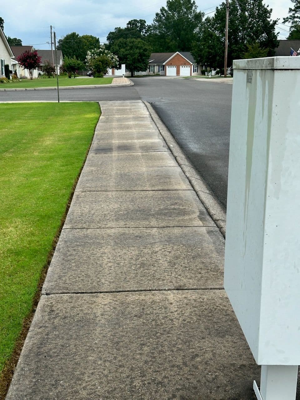 Gallery photos for Dramatic Sidewalk Transformation in Fort Oglethorpe: Image #1
