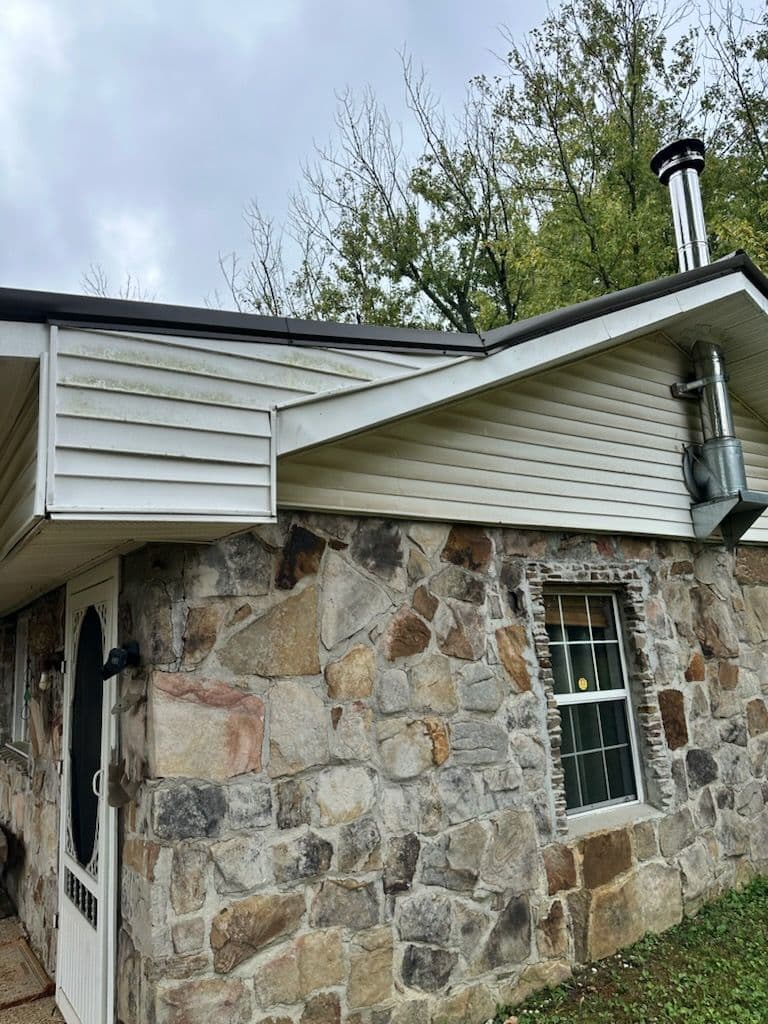 Gallery photos for Fresh Look Achieved Through Professional Pressure Washing in Signal Mountain: Image #1